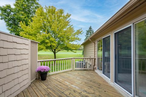 A home in Bloomfield Twp