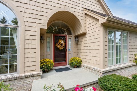 A home in Bloomfield Twp