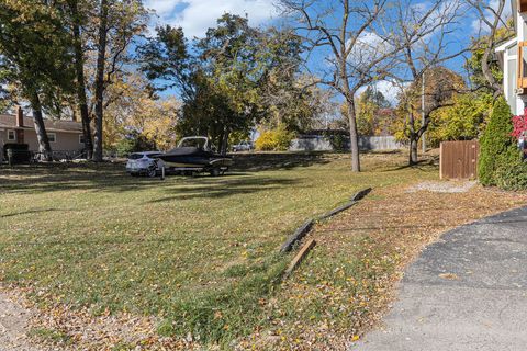 A home in West Bloomfield Twp