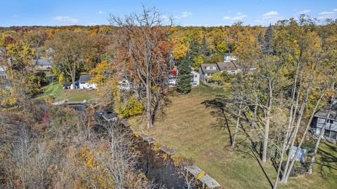 A home in West Bloomfield Twp