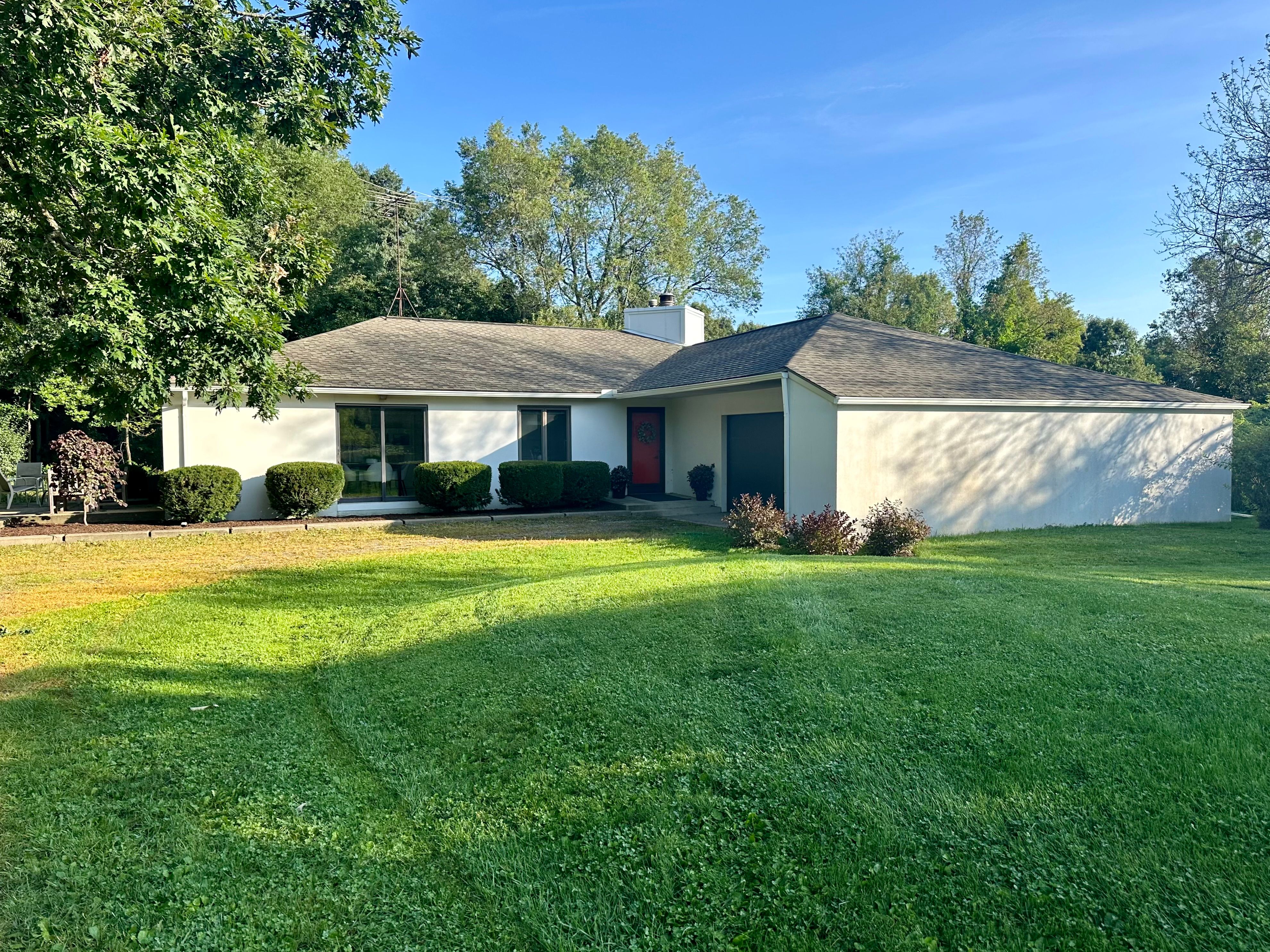 View Highland Twp, MI 48380 house