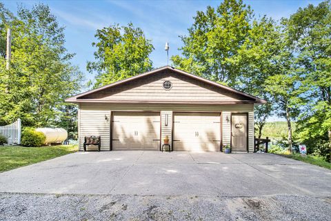 A home in Grant Twp