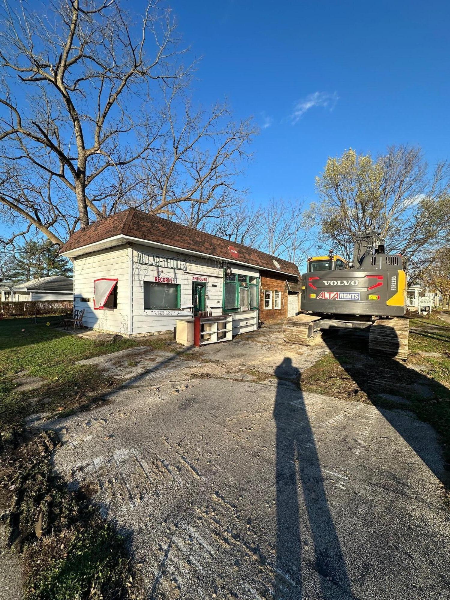 Listing image 1