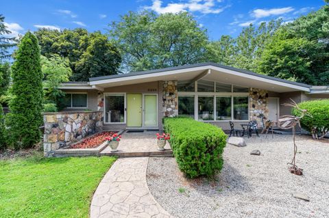 A home in Bloomfield Twp