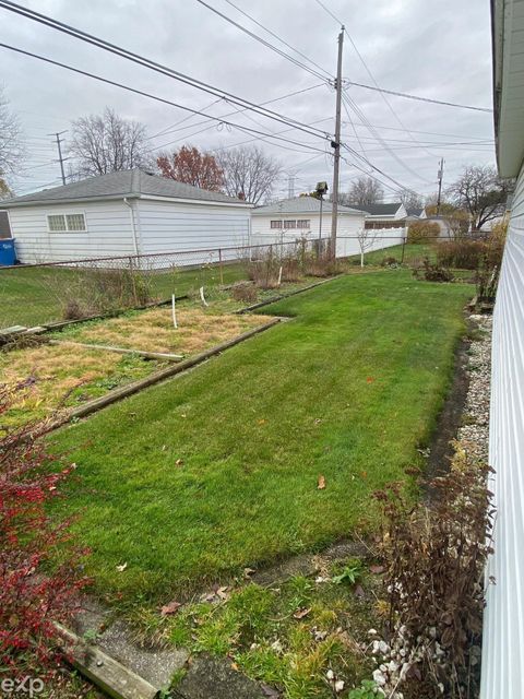 A home in Warren