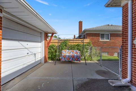 A home in Dearborn Heights