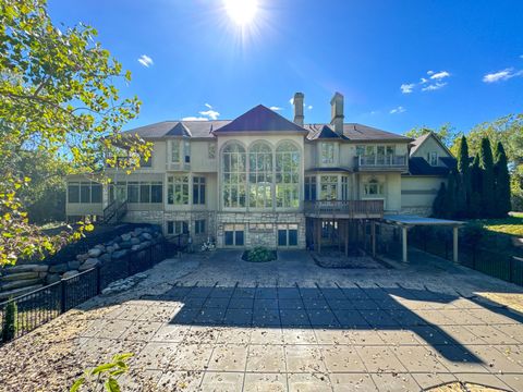 A home in Bloomfield Twp