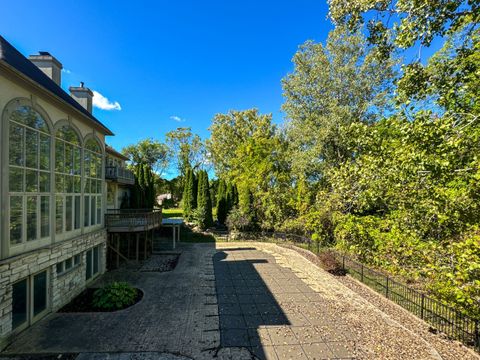 A home in Bloomfield Twp