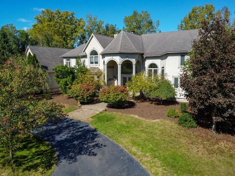 A home in Bloomfield Twp