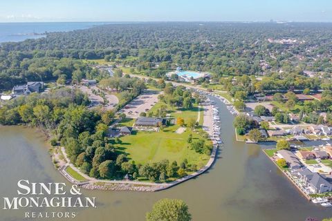 A home in Grosse Pointe Woods