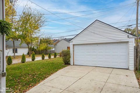 A home in Grosse Pointe Woods