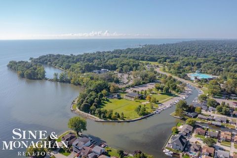 A home in Grosse Pointe Woods