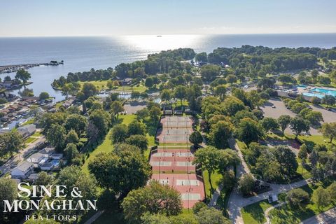 A home in Grosse Pointe Woods