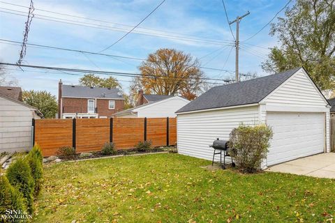 A home in Grosse Pointe Woods