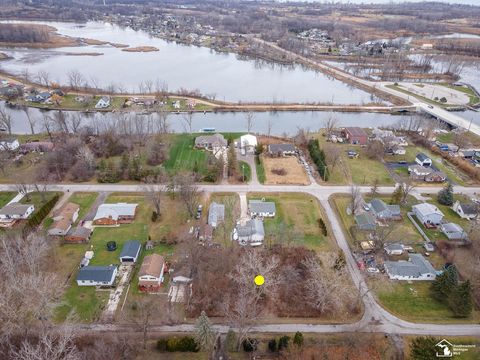 0000 Oak Boulevard South Rockwood Village MI 48179