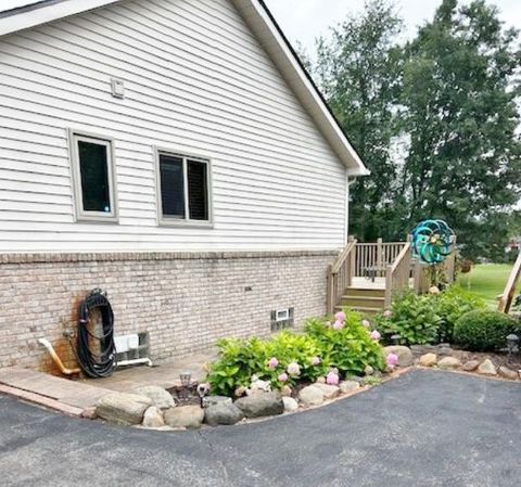 A home in Hartland Twp