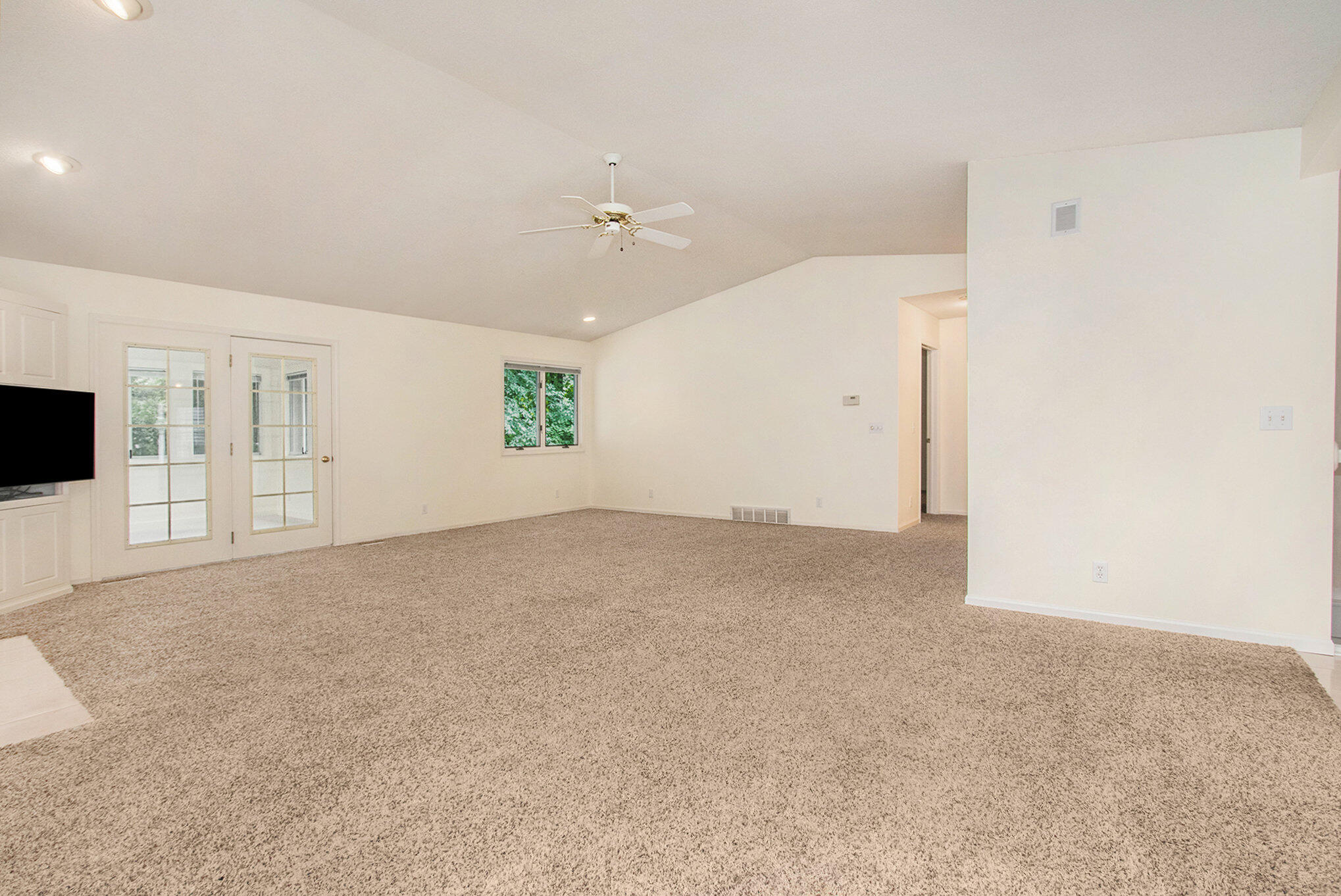 Photo 6 of 47 of 17151 Arthur Court condo