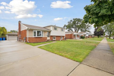 A home in Warren