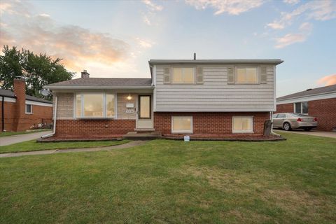 A home in Warren