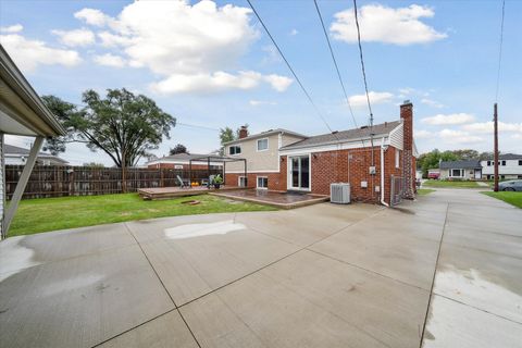 A home in Warren