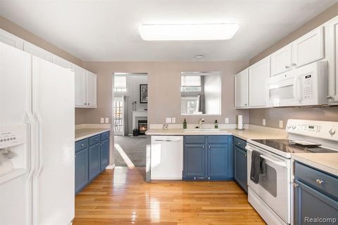 A home in HollyTownship_Oakland