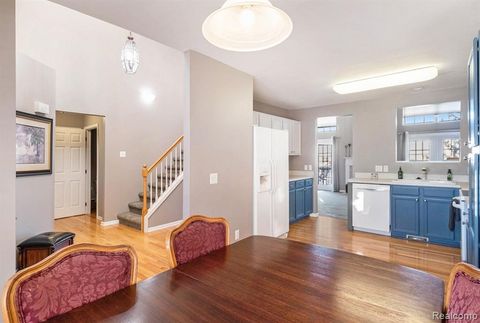 A home in HollyTownship_Oakland