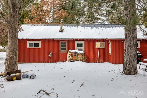 A home in Richfield Twp