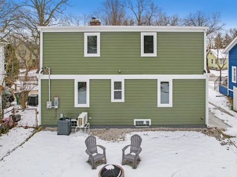 A home in Pleasant Ridge