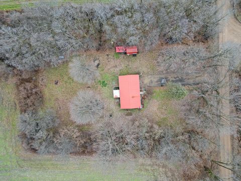 A home in LaGrange Twp