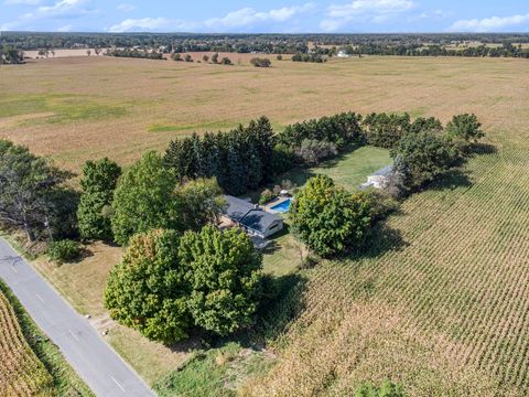 A home in Fredonia Twp