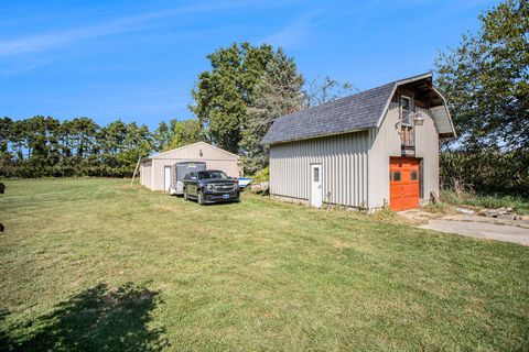 A home in Fredonia Twp