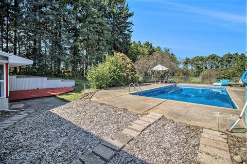 A home in Fredonia Twp