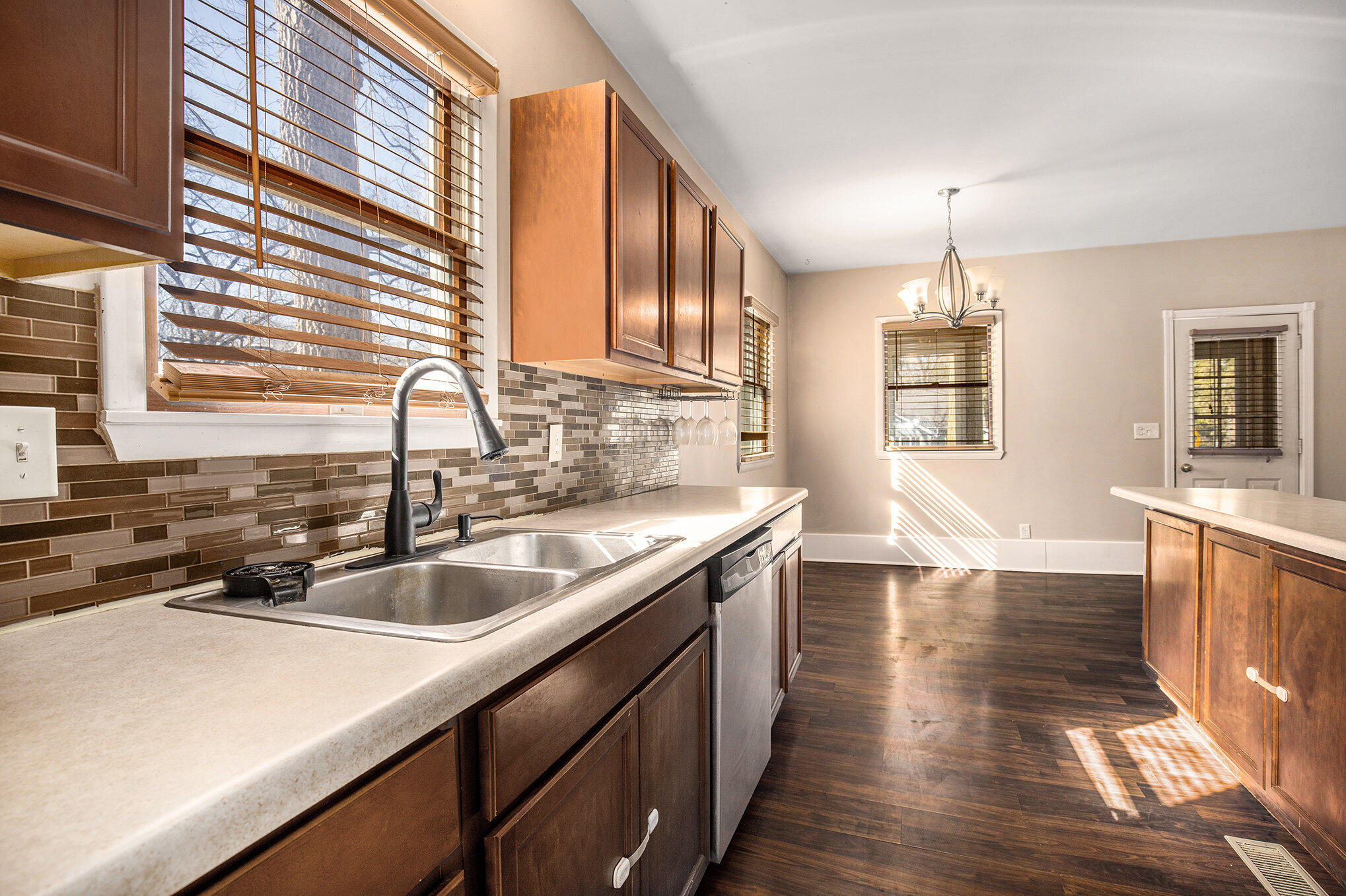 Ionia, Michigan 48846, United States, 3 Bedrooms Bedrooms, ,2 BathroomsBathrooms,Residential,Active,88469