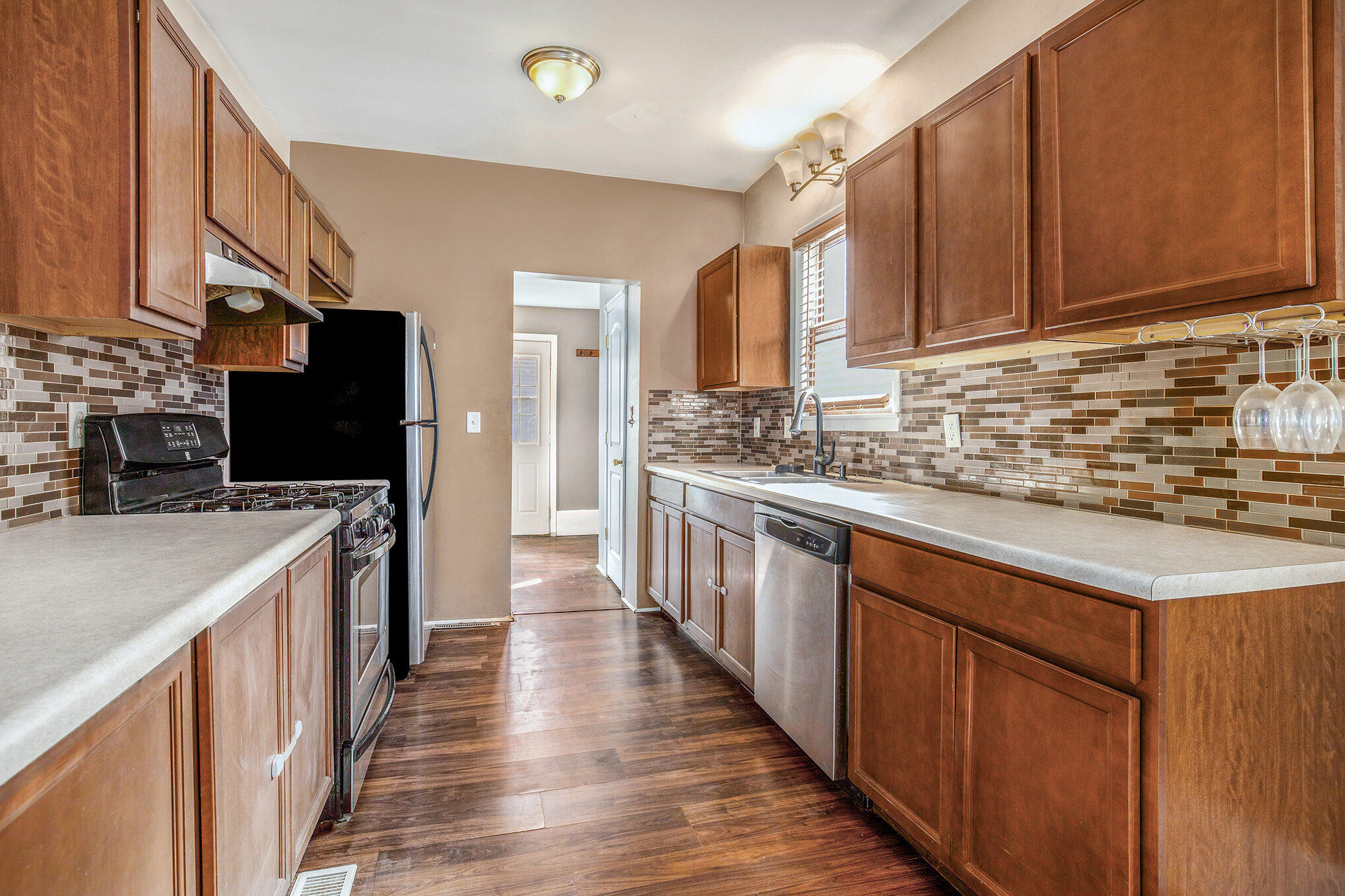 Ionia, Michigan 48846, United States, 3 Bedrooms Bedrooms, ,2 BathroomsBathrooms,Residential,Active,88469