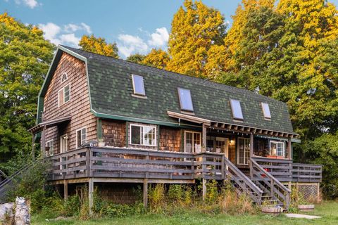 27996 Barney's Lake Road Peaine Township MI 49782