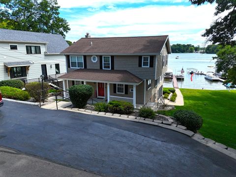 A home in Silver Creek Twp