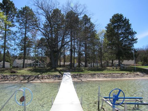 A home in Gerrish Twp