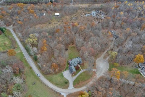 A home in Oakland Twp