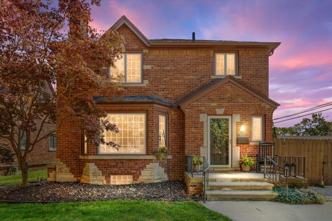 A home in Grosse Pointe Farms