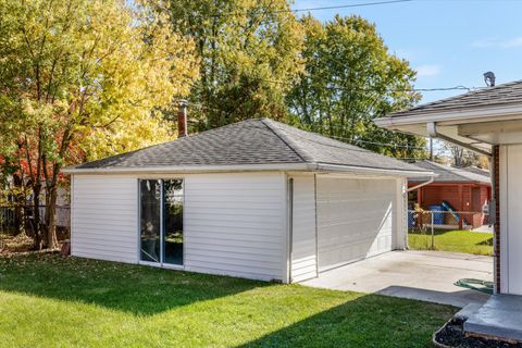 A home in Dearborn Heights