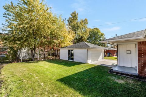 A home in Dearborn Heights