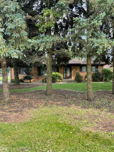 A home in Chesterfield Twp