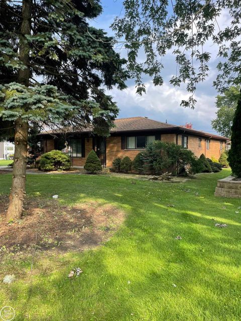 A home in Chesterfield Twp