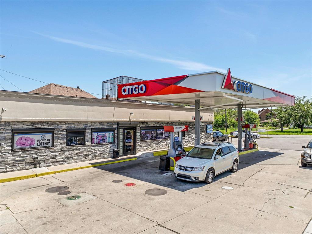 13730 Livernois Street