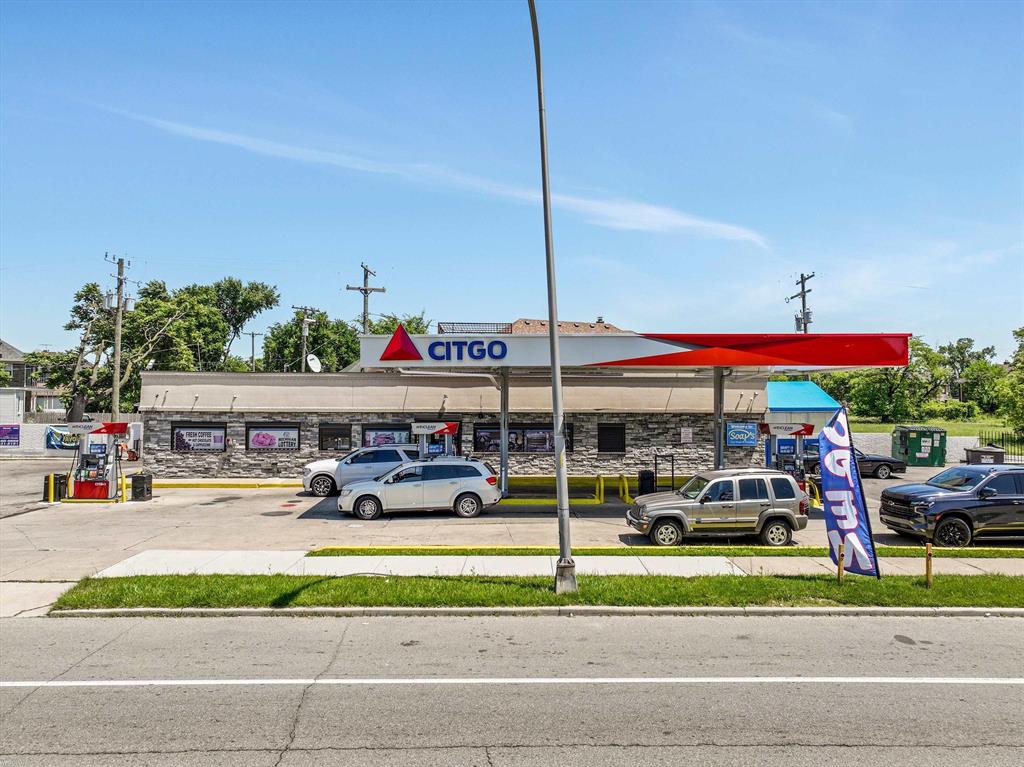 13730 Livernois Street