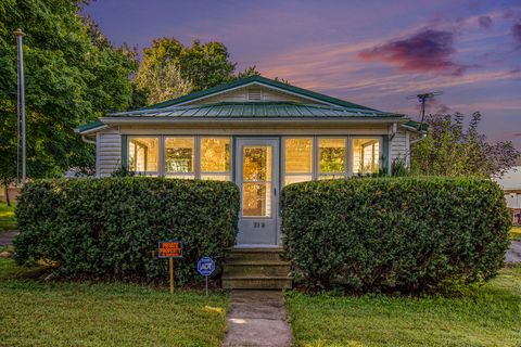 A home in Concord Vlg