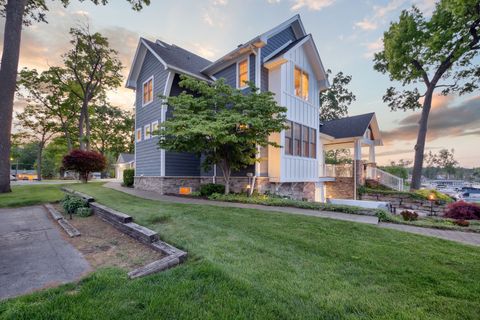 A home in Fenton