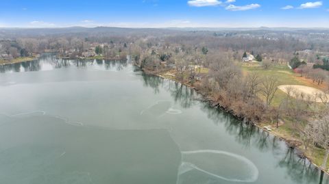 A home in Commerce Twp