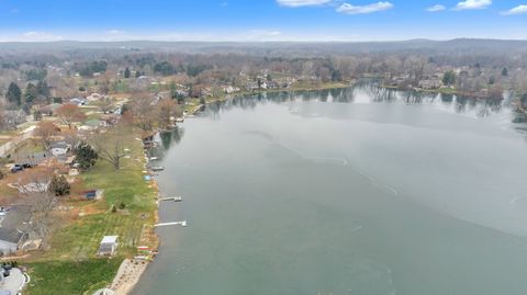 A home in Commerce Twp