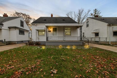 A home in Harper Woods